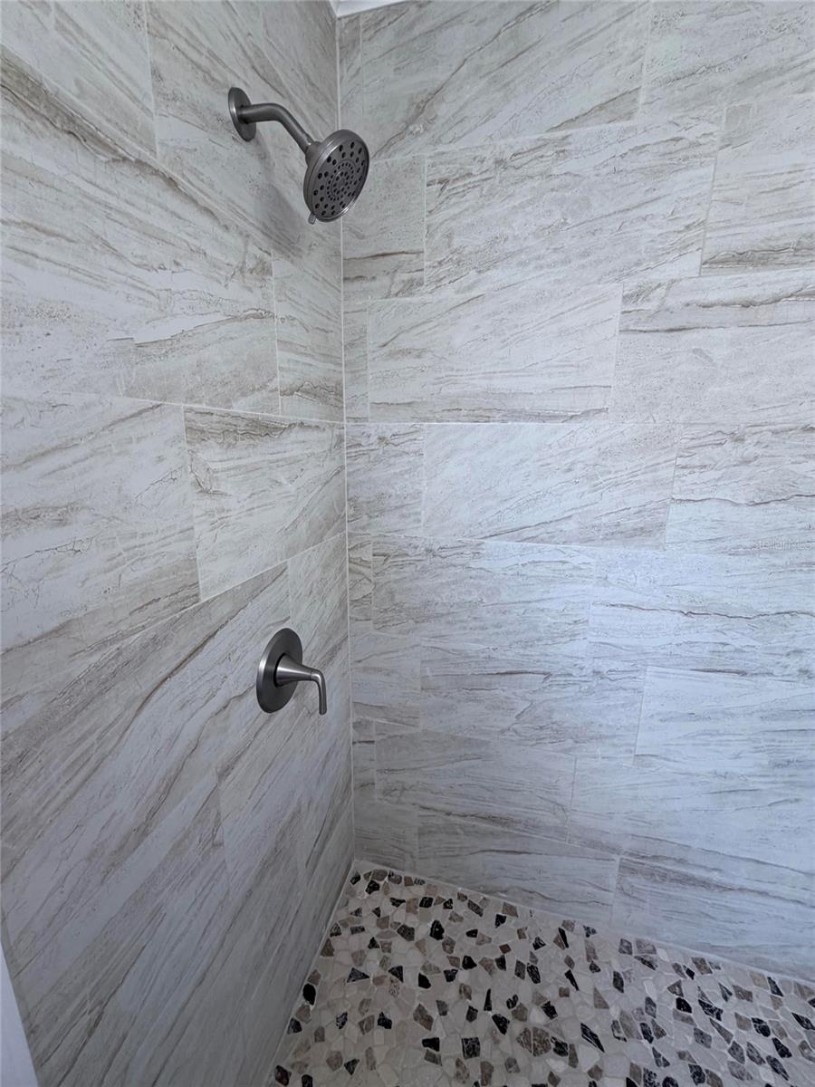 4418 W FAIRVIEW HTS — photo 28