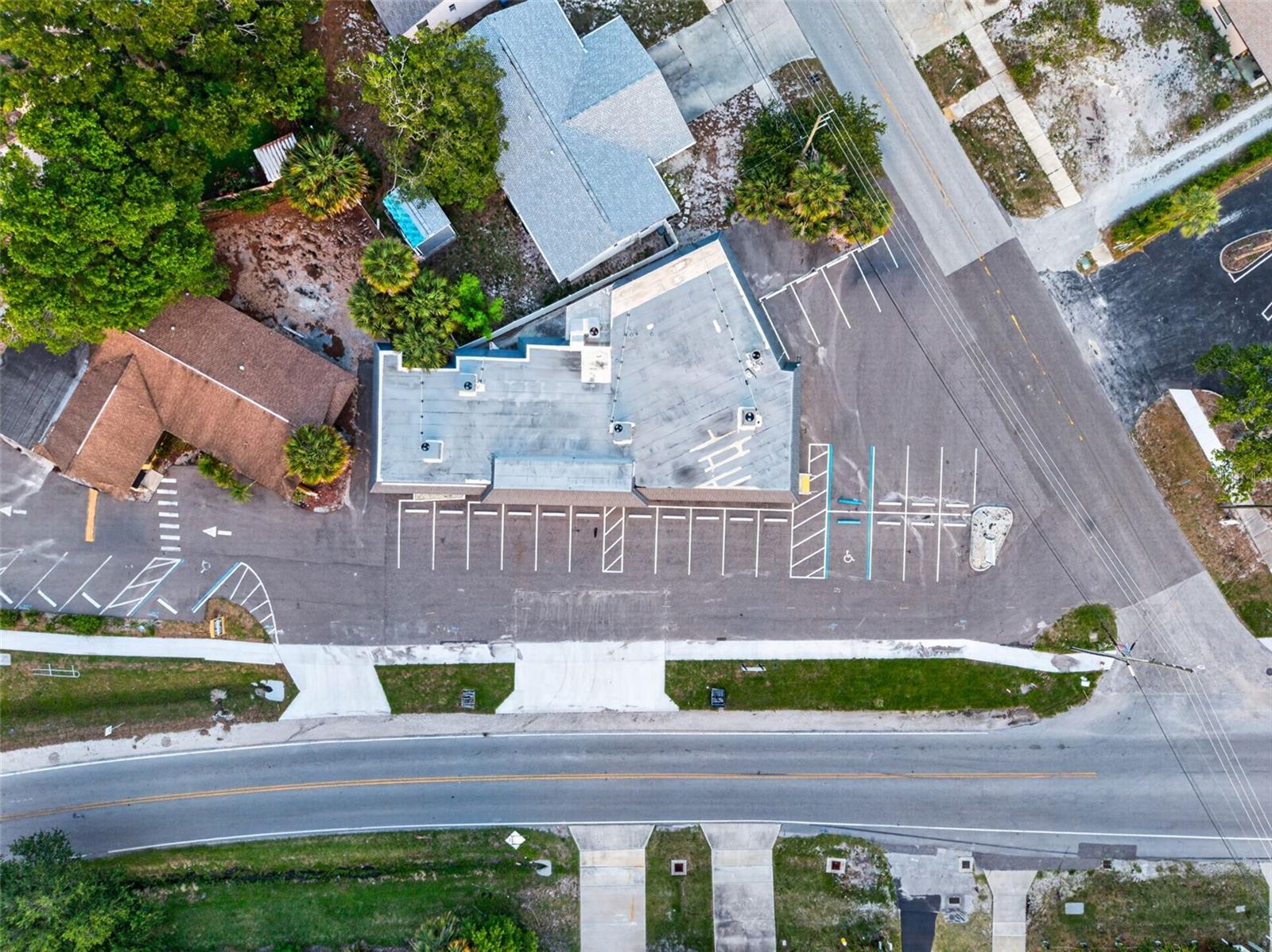 1559 INDIAN ROCKS RD S — photo 44