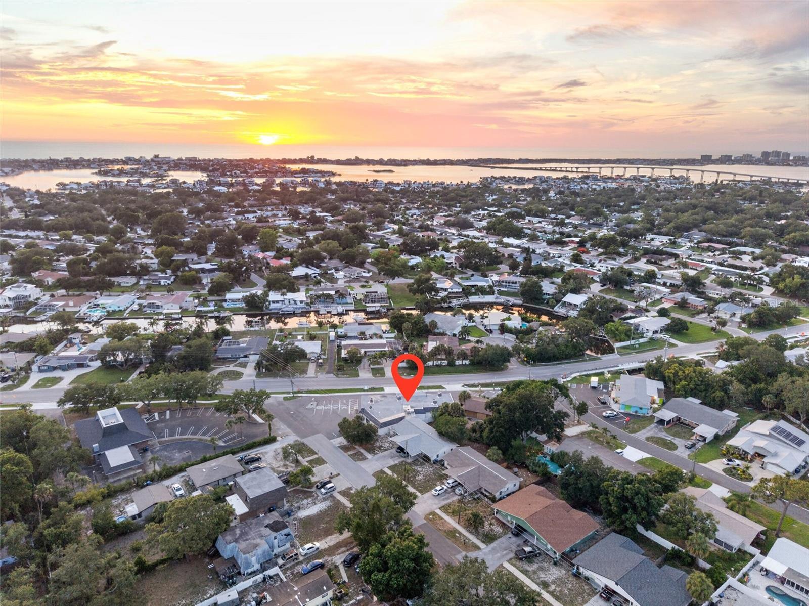 1559 INDIAN ROCKS RD S — photo 40