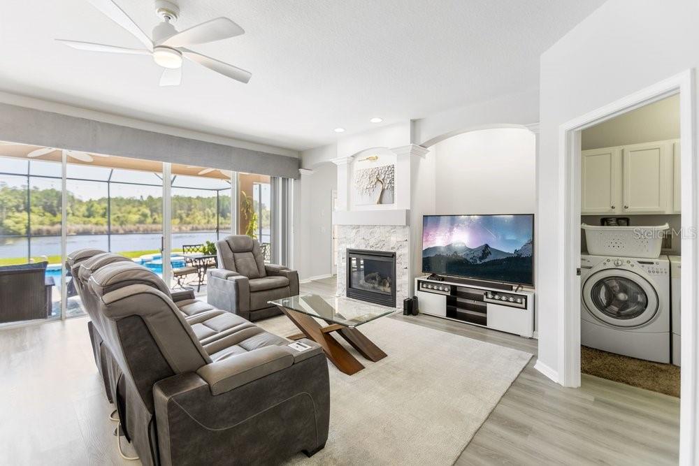 8758 CRYSTAL CREEK CT — photo 9
