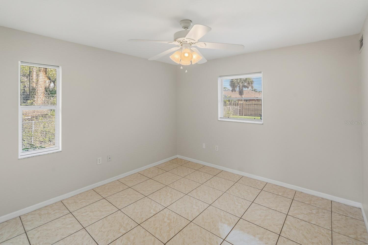 3781 WAYWARD AVE — photo 24
