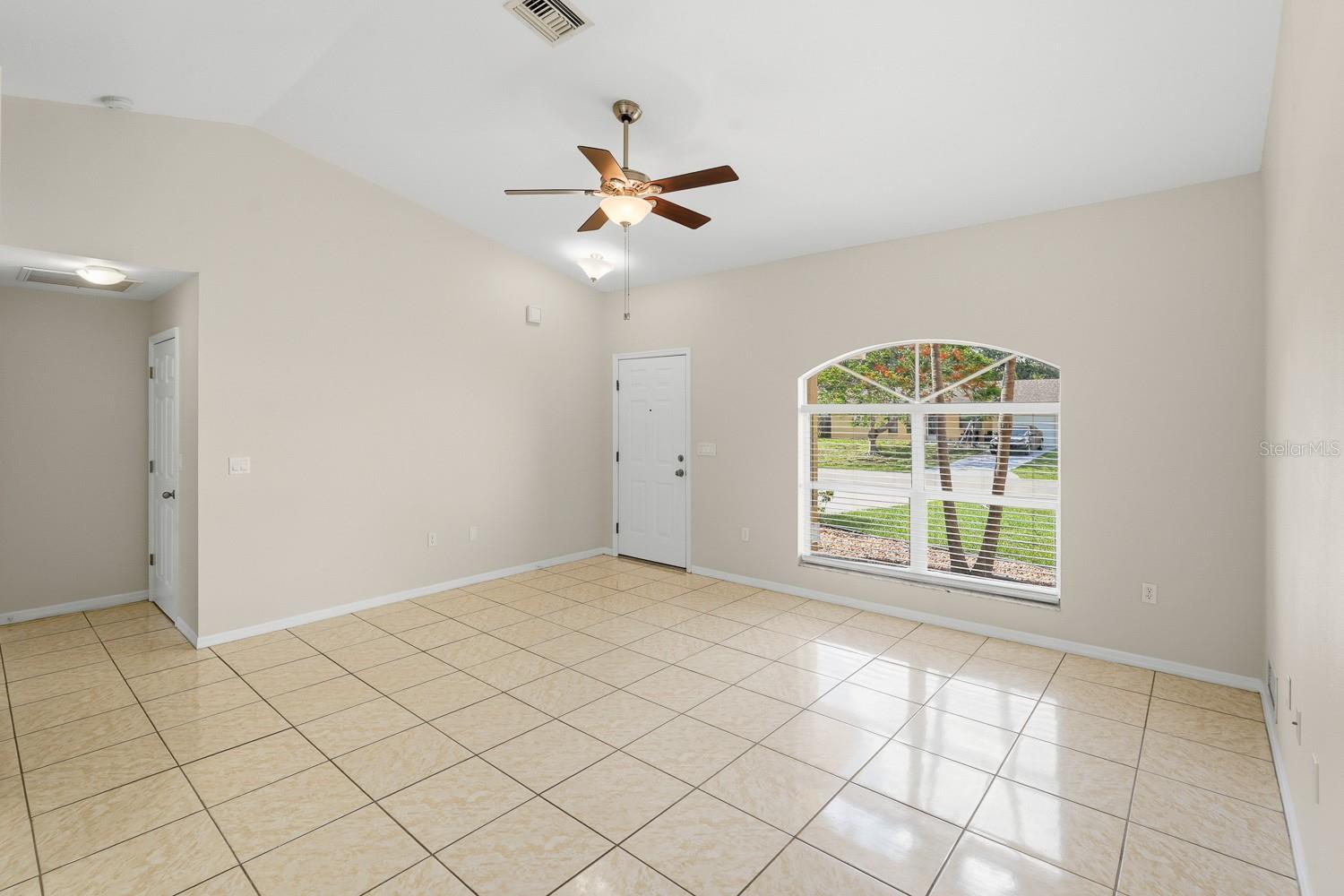 3781 WAYWARD AVE — photo 8