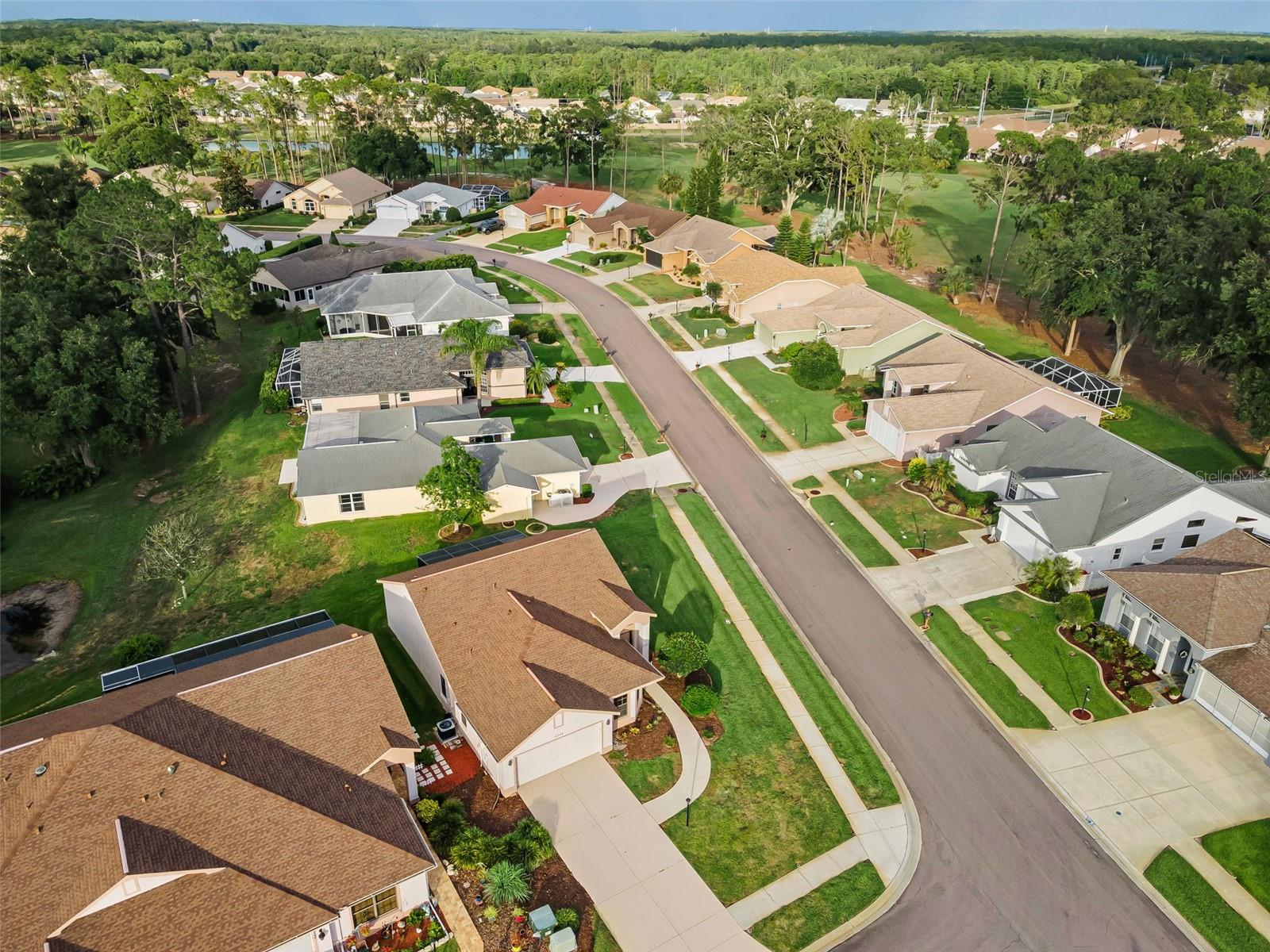 6240 FAIRSKIES DR — photo 9