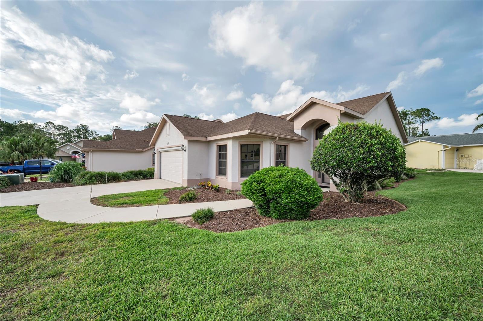6240 FAIRSKIES DR — photo 8