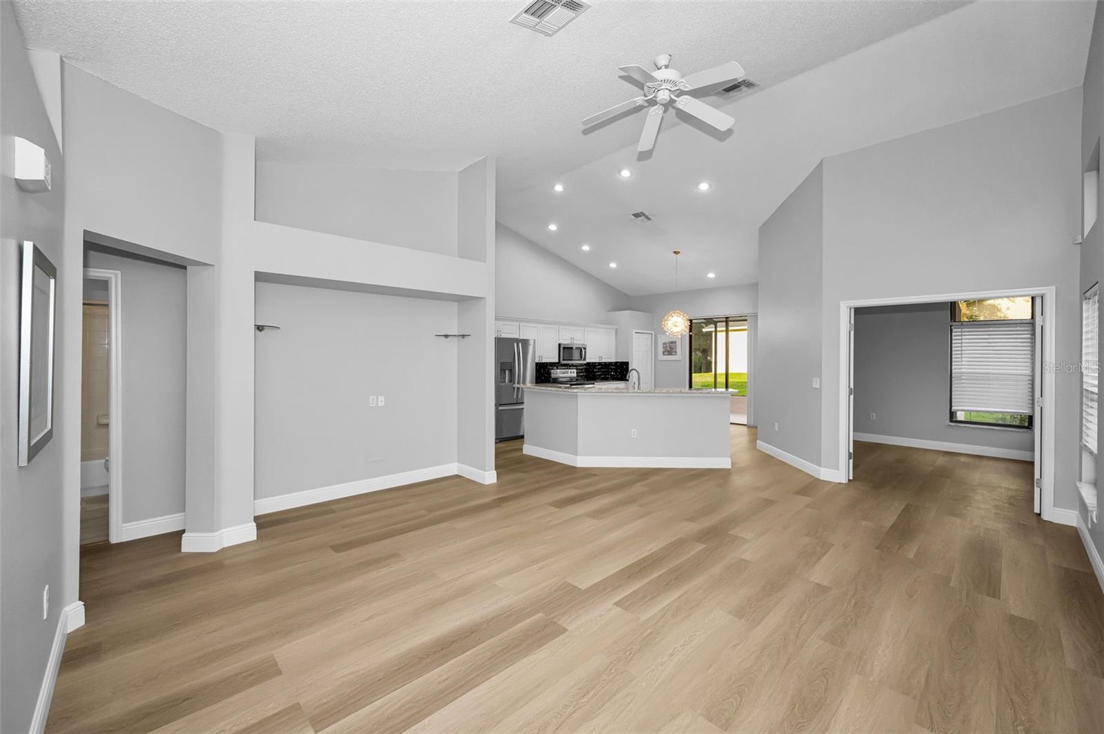 6240 FAIRSKIES DR — photo 21