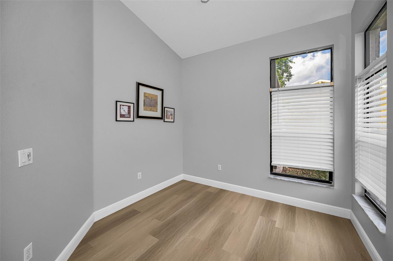 6240 FAIRSKIES DR — photo 43