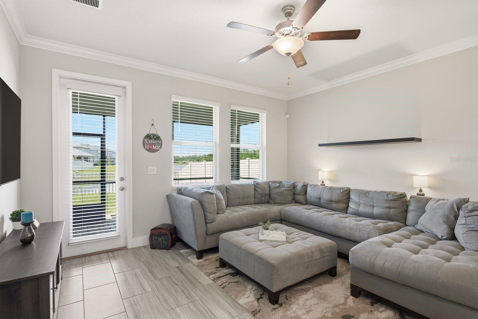 8683 WINNING FIELDS RD — photo 4