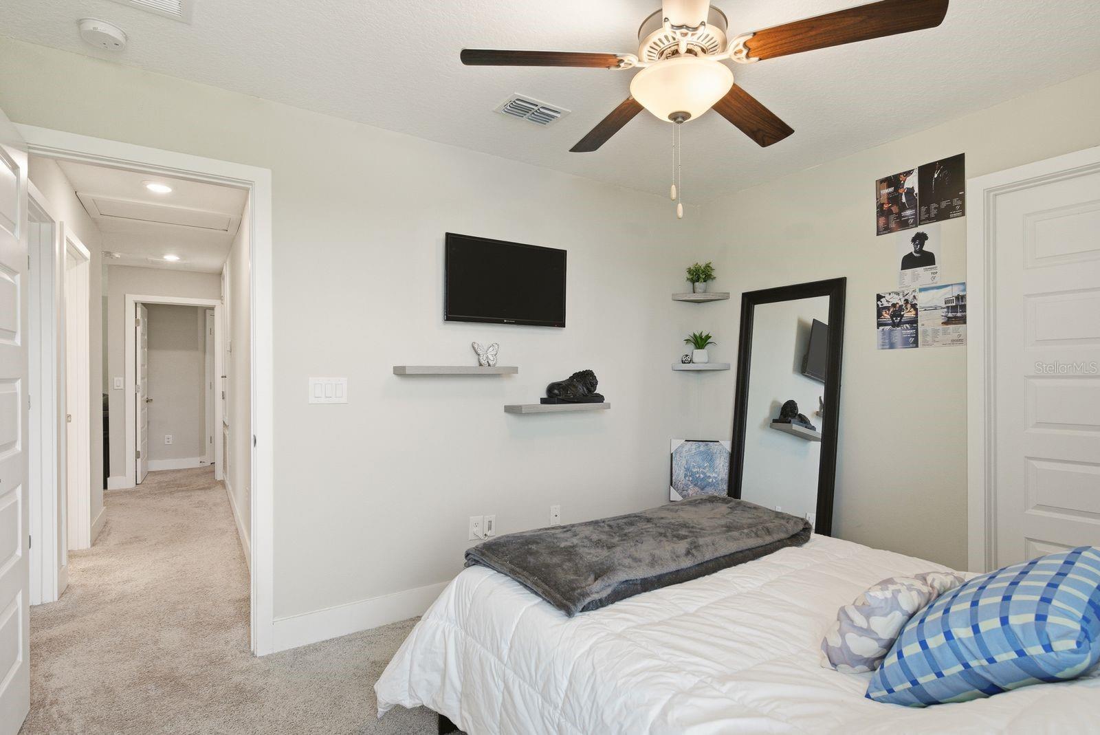 8683 WINNING FIELDS RD — photo 27