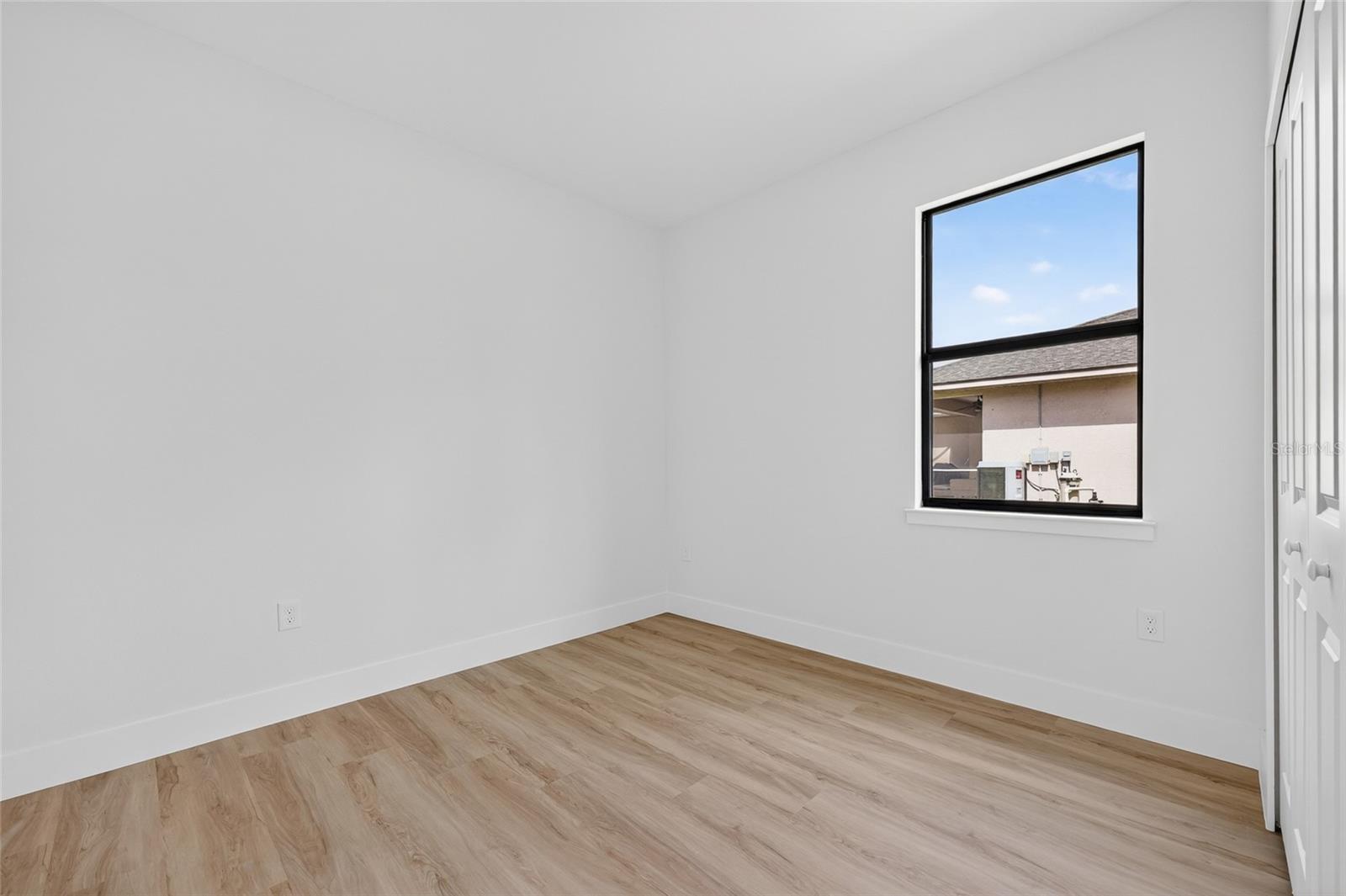 7841 SONTAG AVE — photo 27