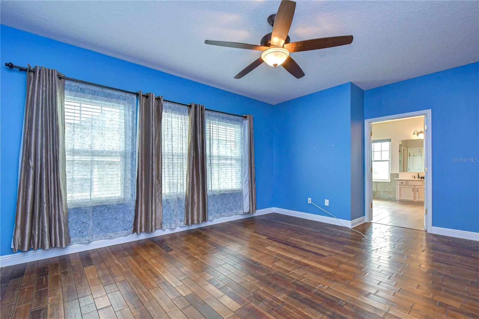 6135 CHURCHSIDE DR — photo 21