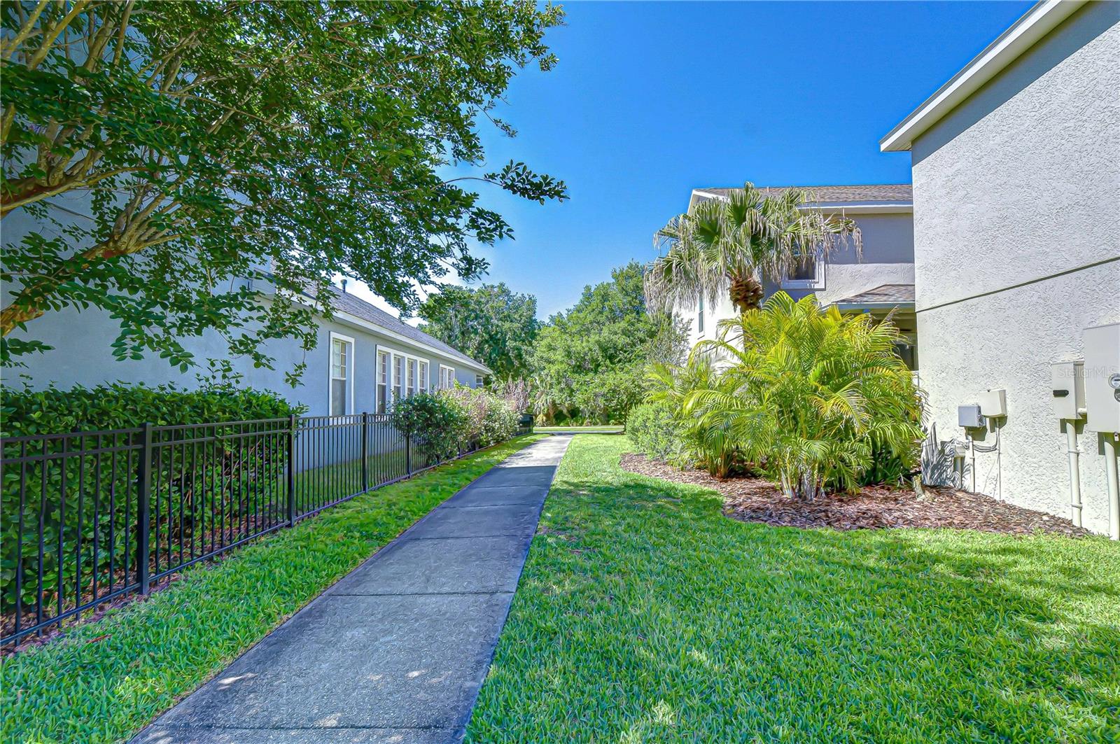 6135 CHURCHSIDE DR — photo 48