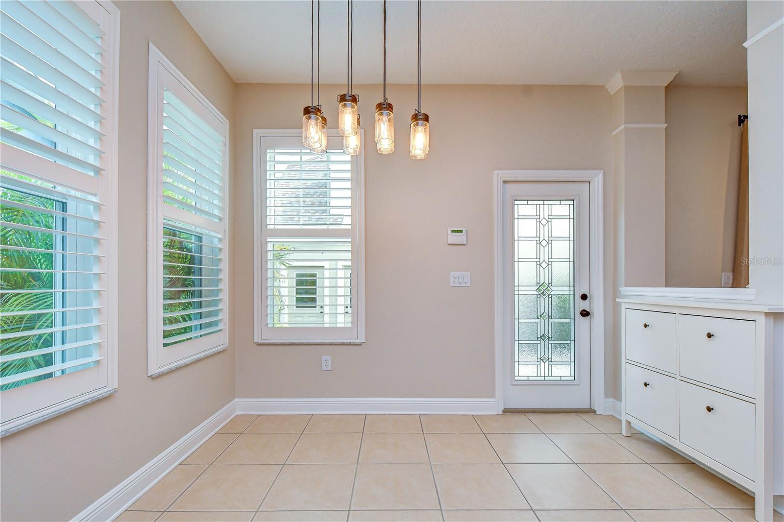6135 CHURCHSIDE DR — photo 13