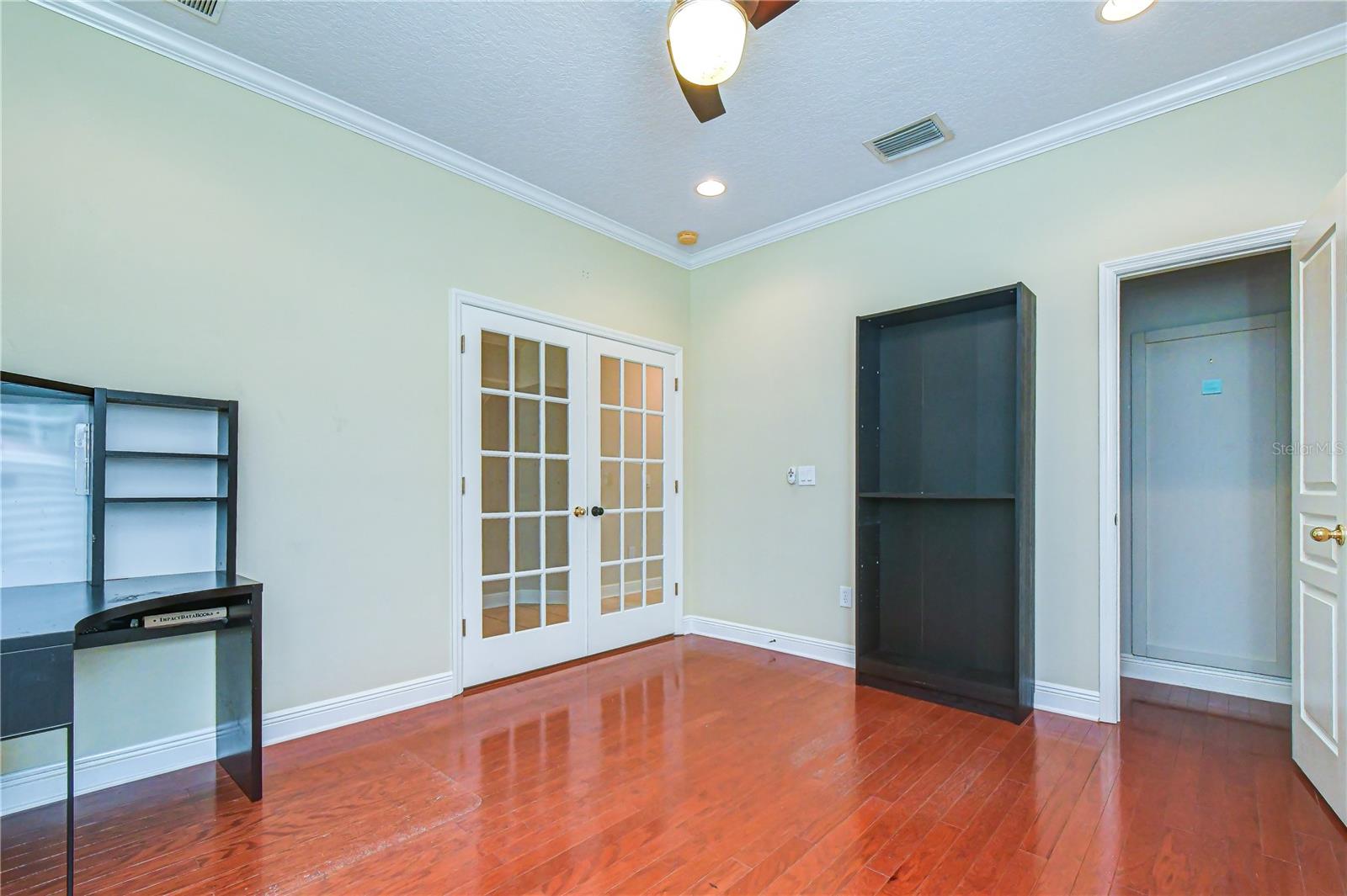 6135 CHURCHSIDE DR — photo 6