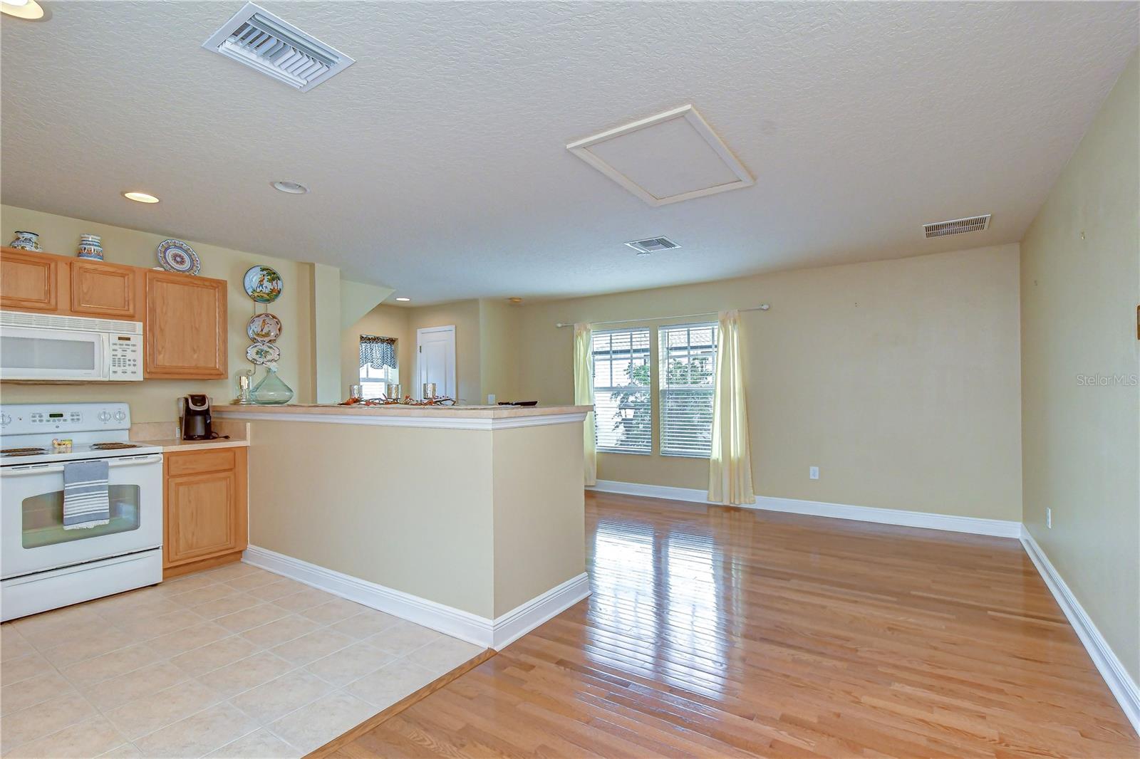 6135 CHURCHSIDE DR — photo 41