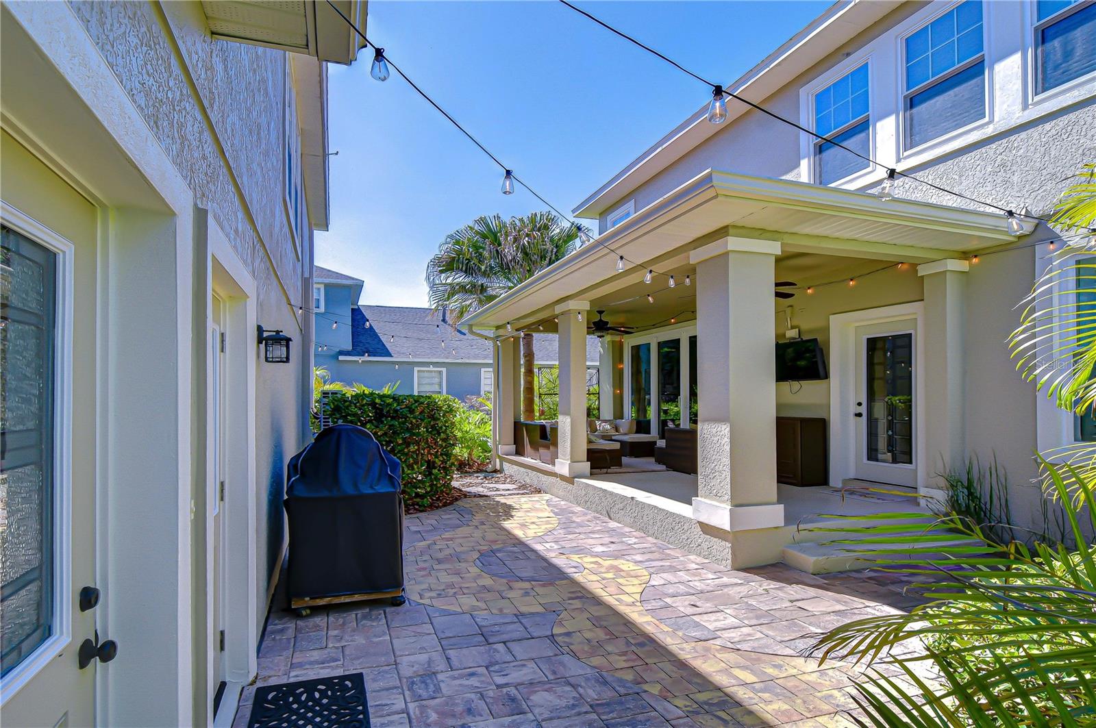 6135 CHURCHSIDE DR — photo 3