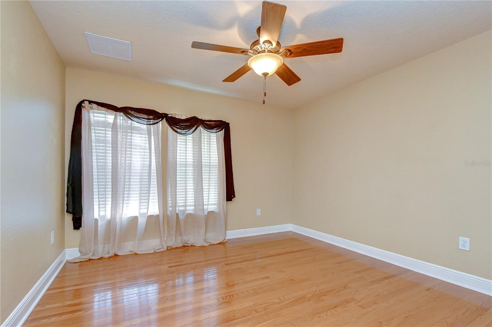 6135 CHURCHSIDE DR — photo 44