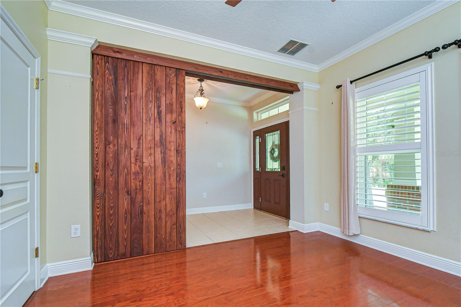 6135 CHURCHSIDE DR — photo 7