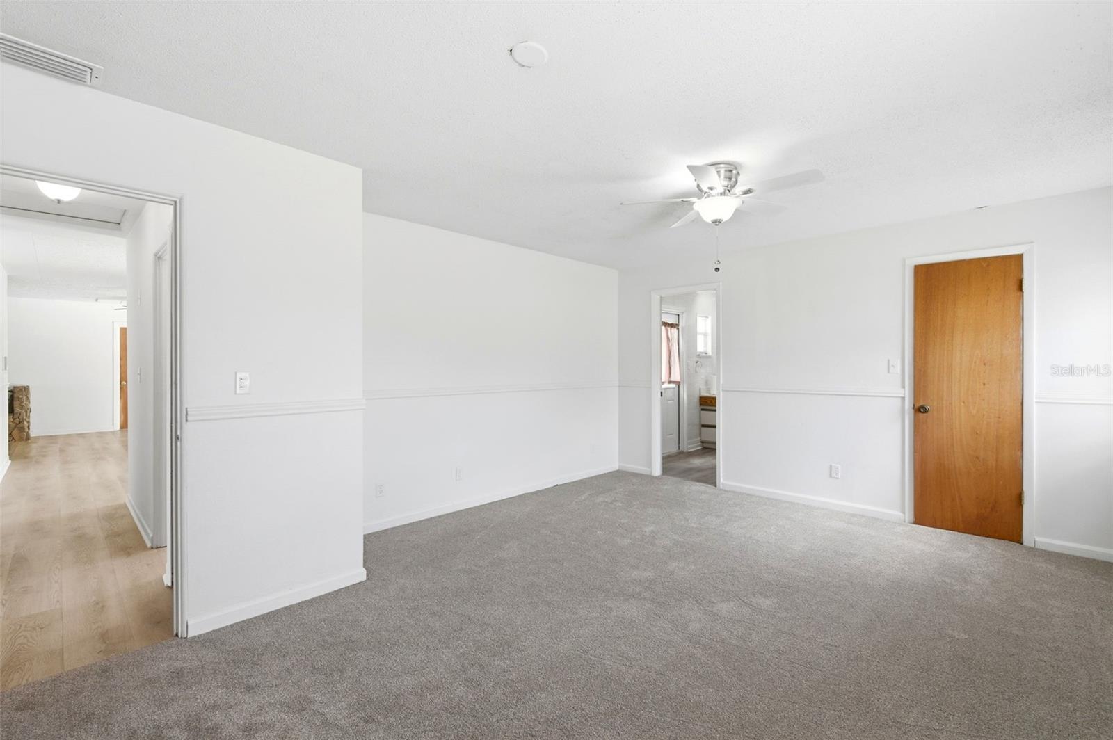 10651 125TH AVE — photo 17
