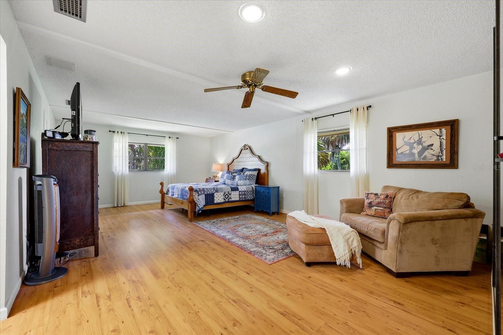 5850 VANDERIPE RD — photo 31