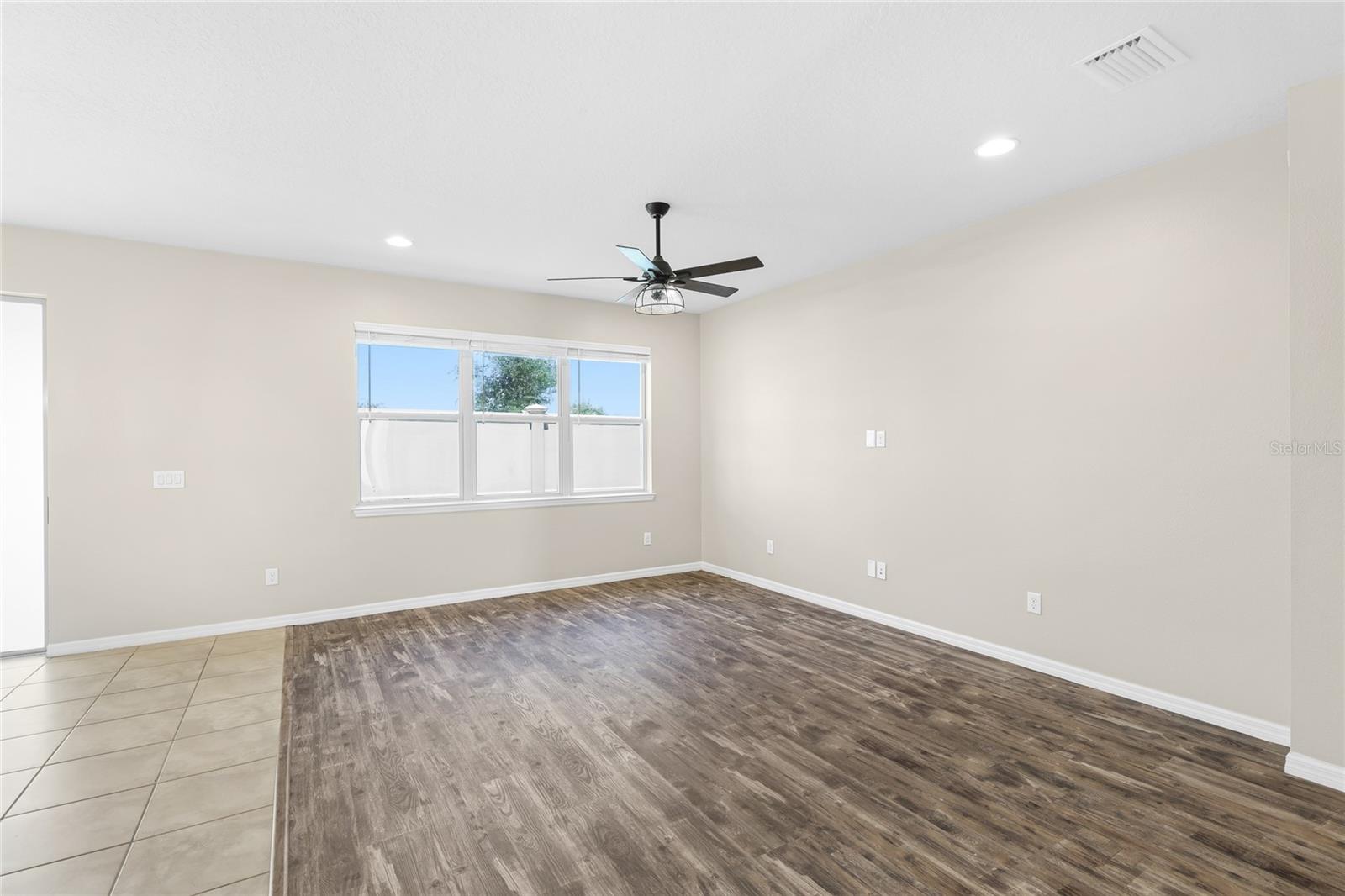 6574 KENAVA LOOP — photo 8
