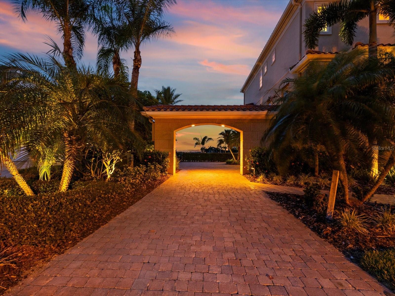 6224 PASADENA POINT BLVD — photo 73