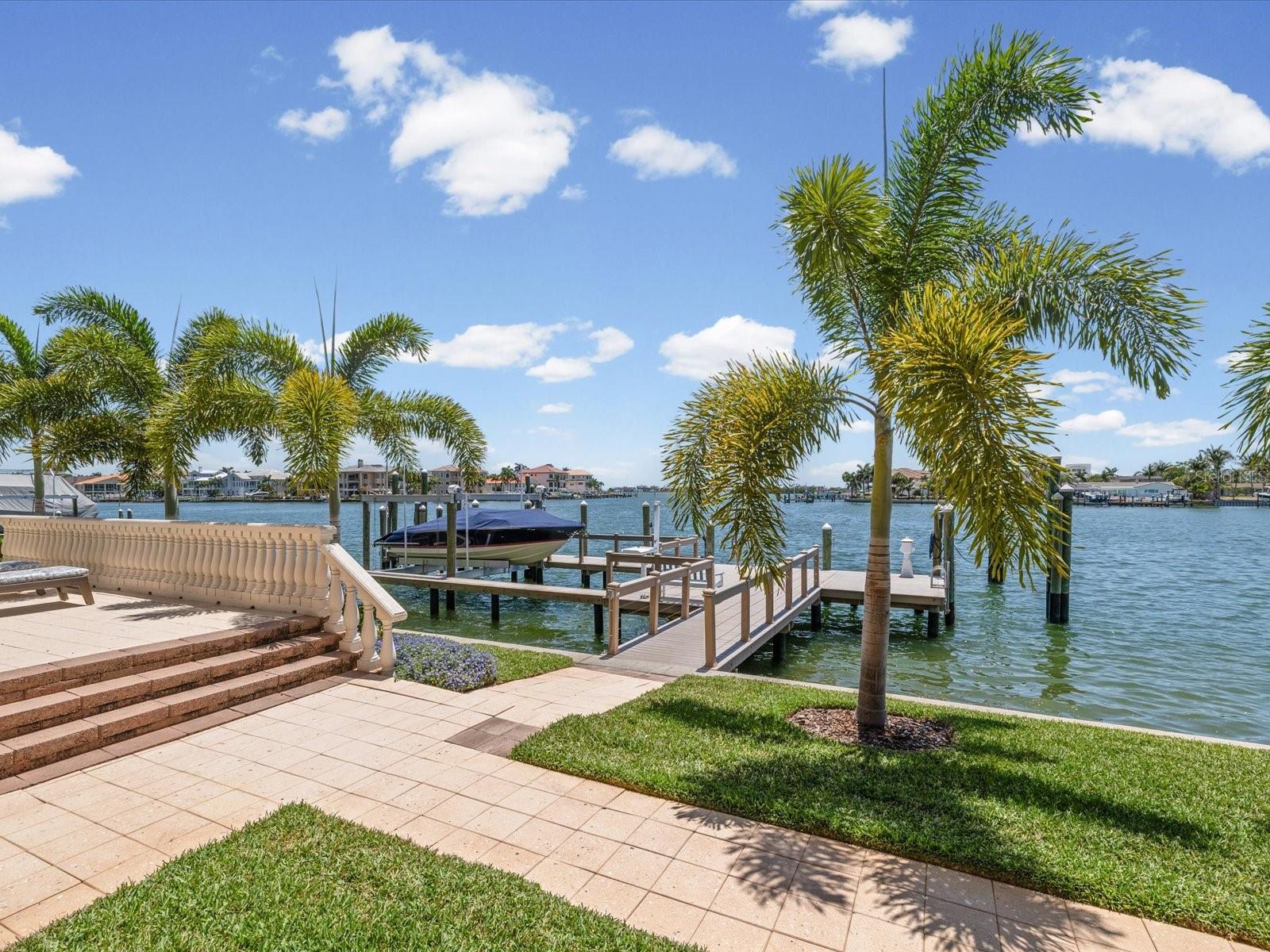 6224 PASADENA POINT BLVD — photo 63