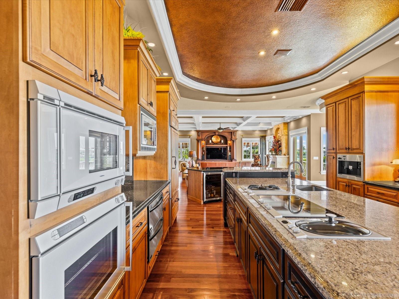 6224 PASADENA POINT BLVD — photo 17