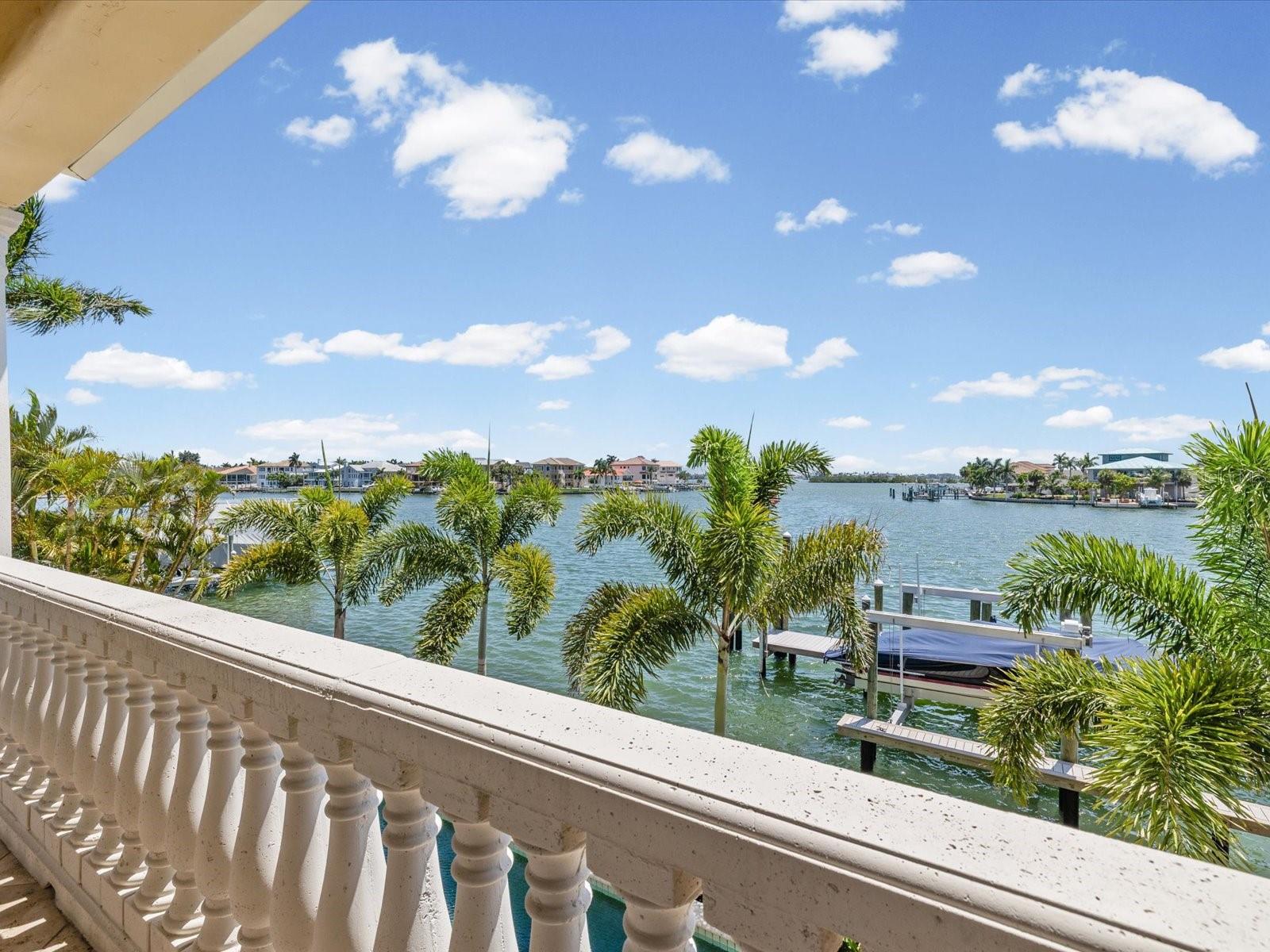 6224 PASADENA POINT BLVD — photo 34
