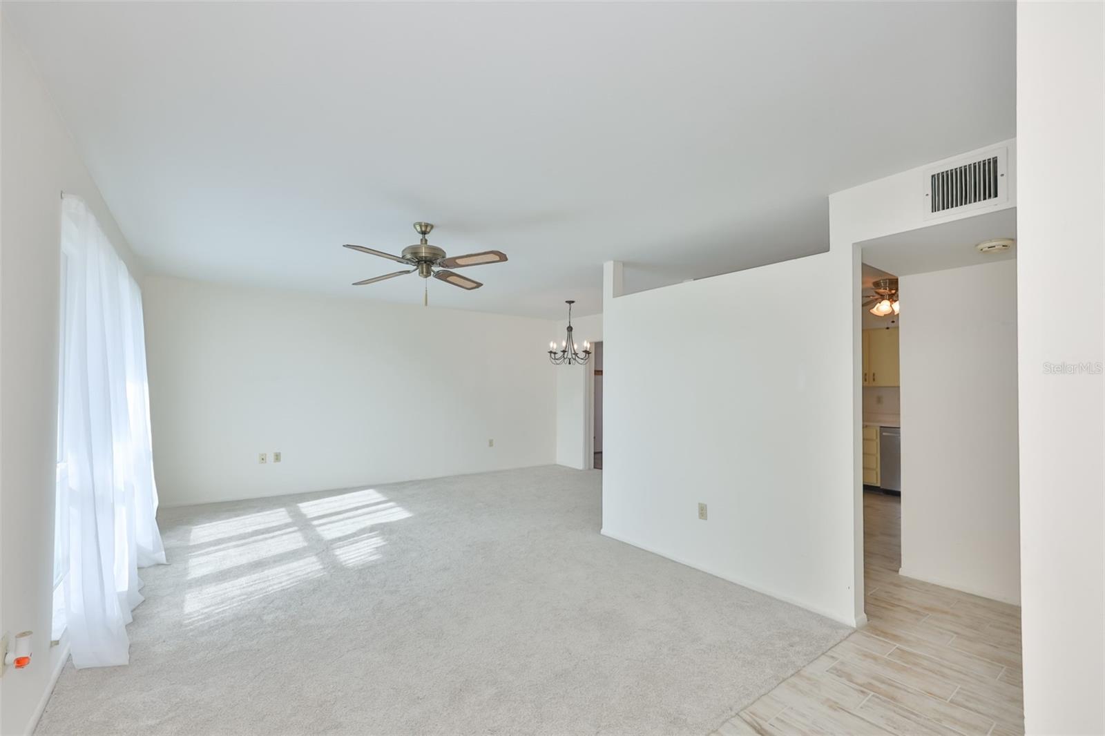 1216 VALLEY FORGE BLVD — photo 32
