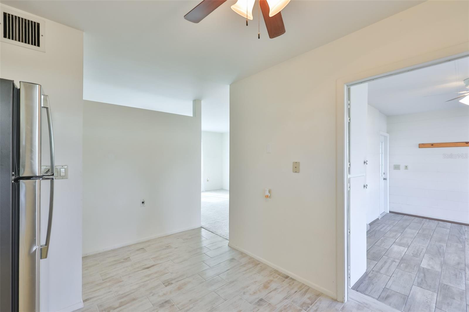 1216 VALLEY FORGE BLVD — photo 28