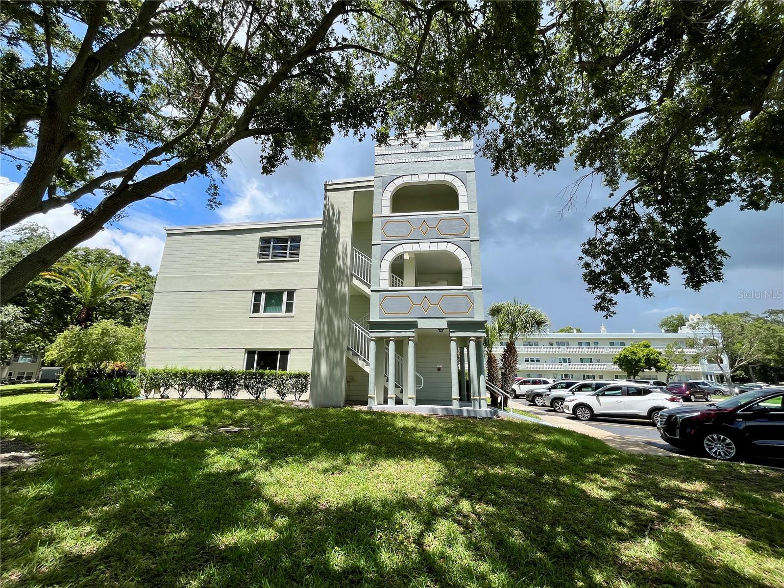 2292 COSTA RICAN DR #22 — photo 2