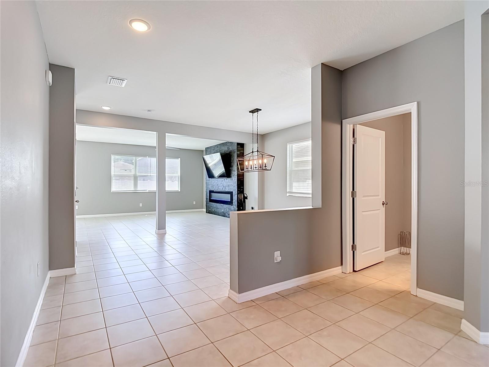 9127 FREEDOM HILL DR — photo 7