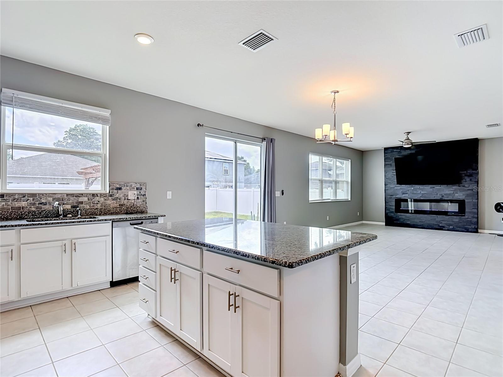 9127 FREEDOM HILL DR — photo 25
