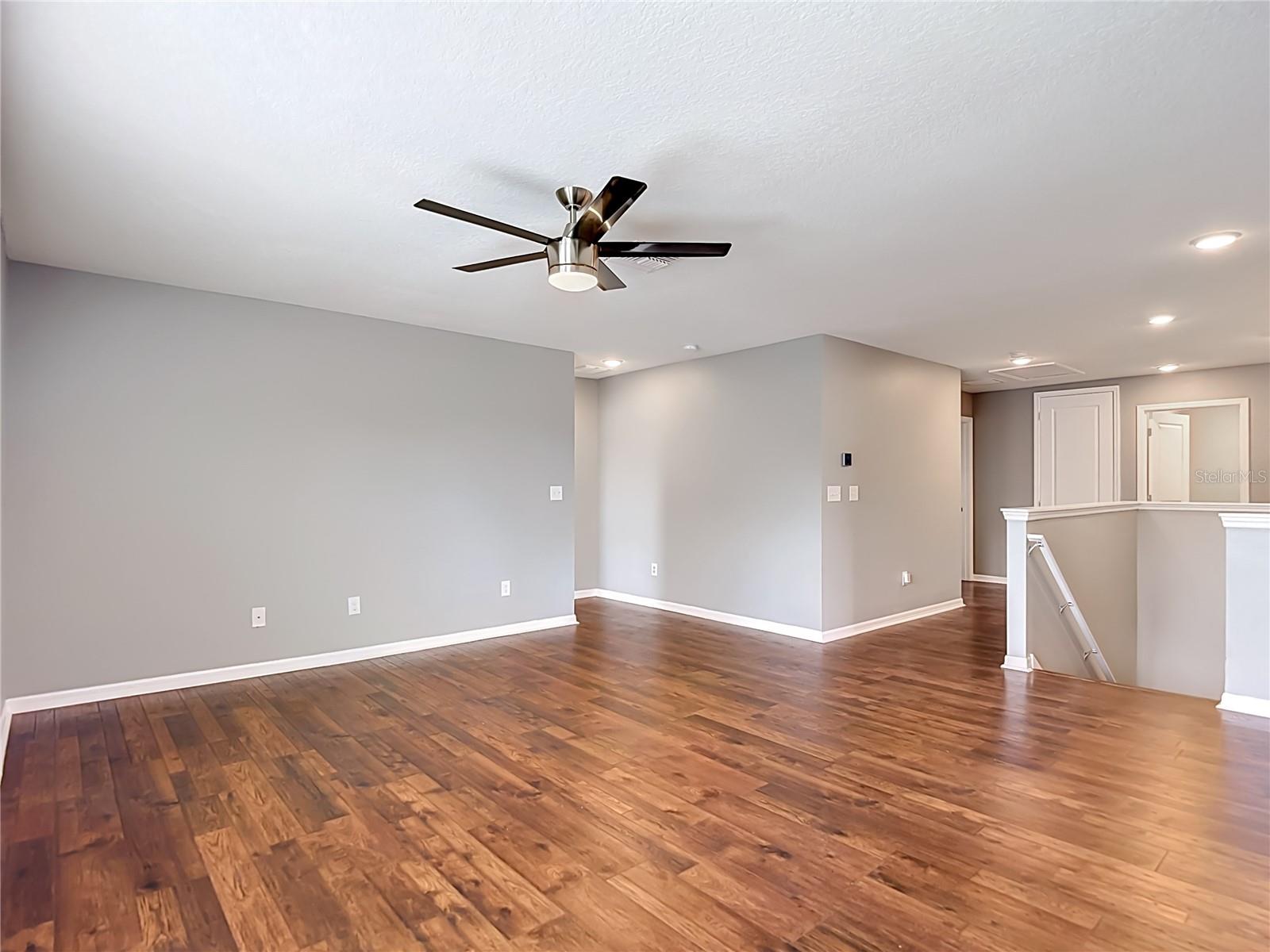 9127 FREEDOM HILL DR — photo 32