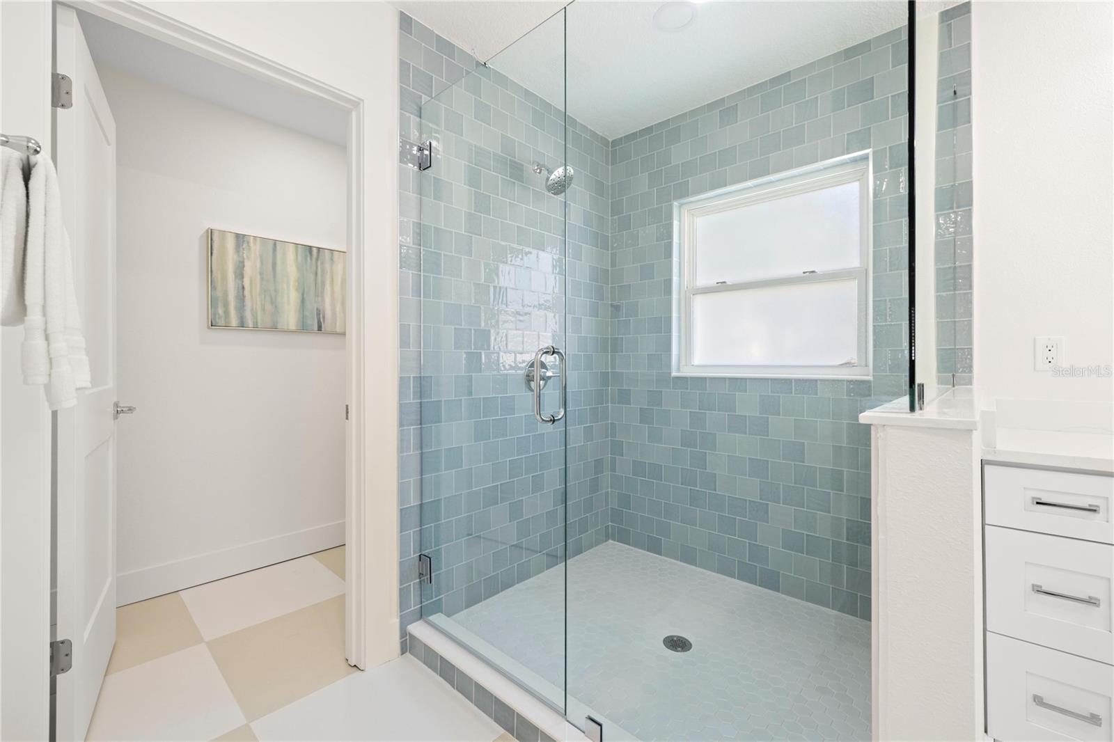 2117 S WEST SHORE BLVD — photo 15