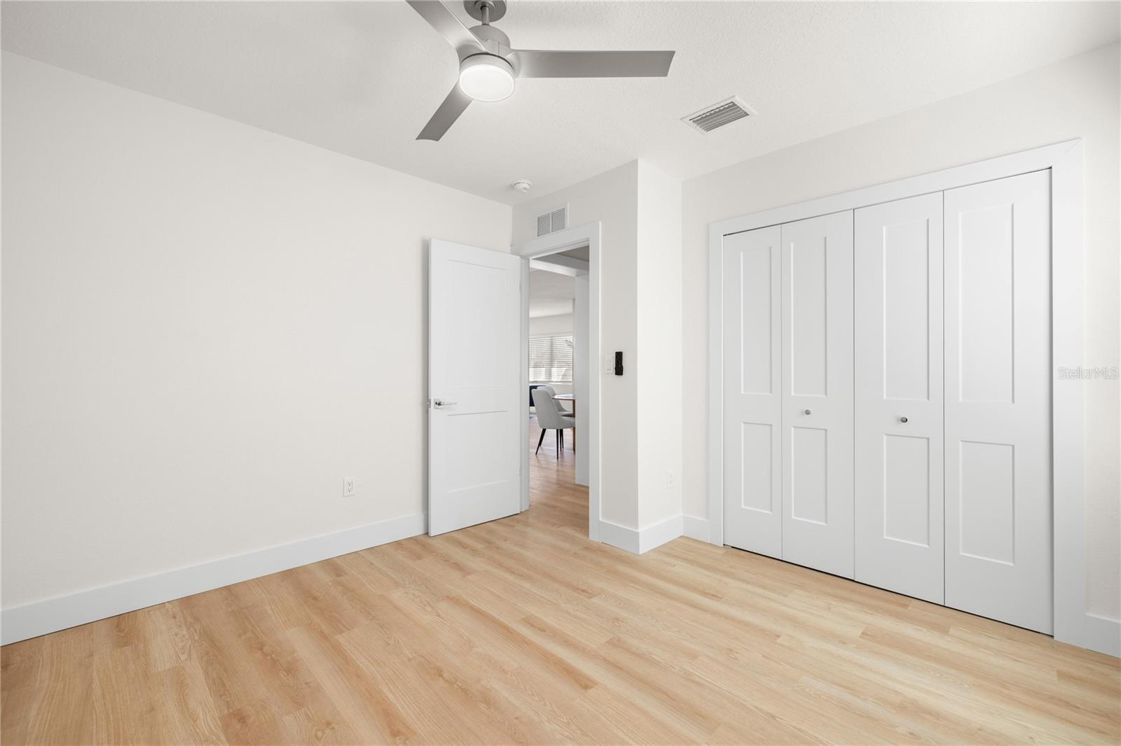 2117 S WEST SHORE BLVD — photo 22