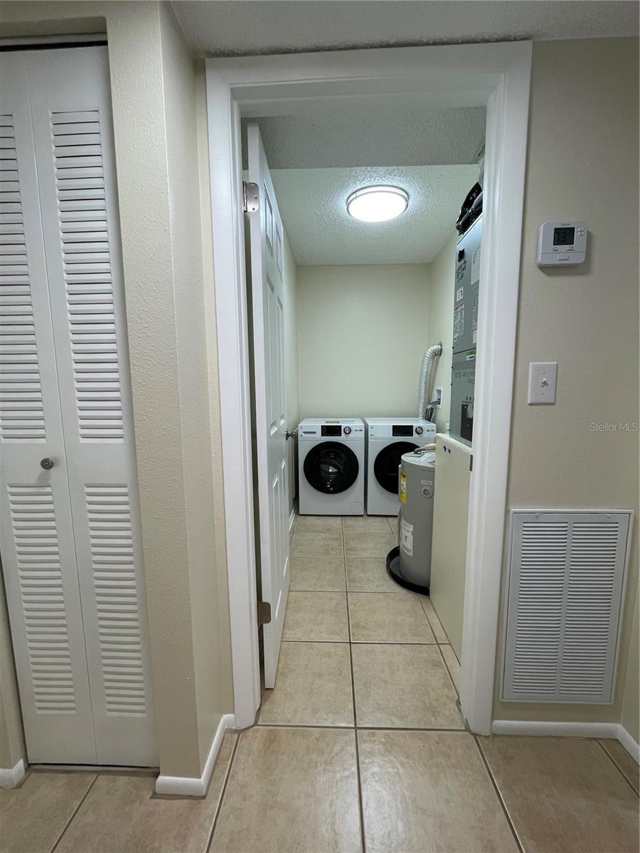 7640 92ND ST #101E — photo 9