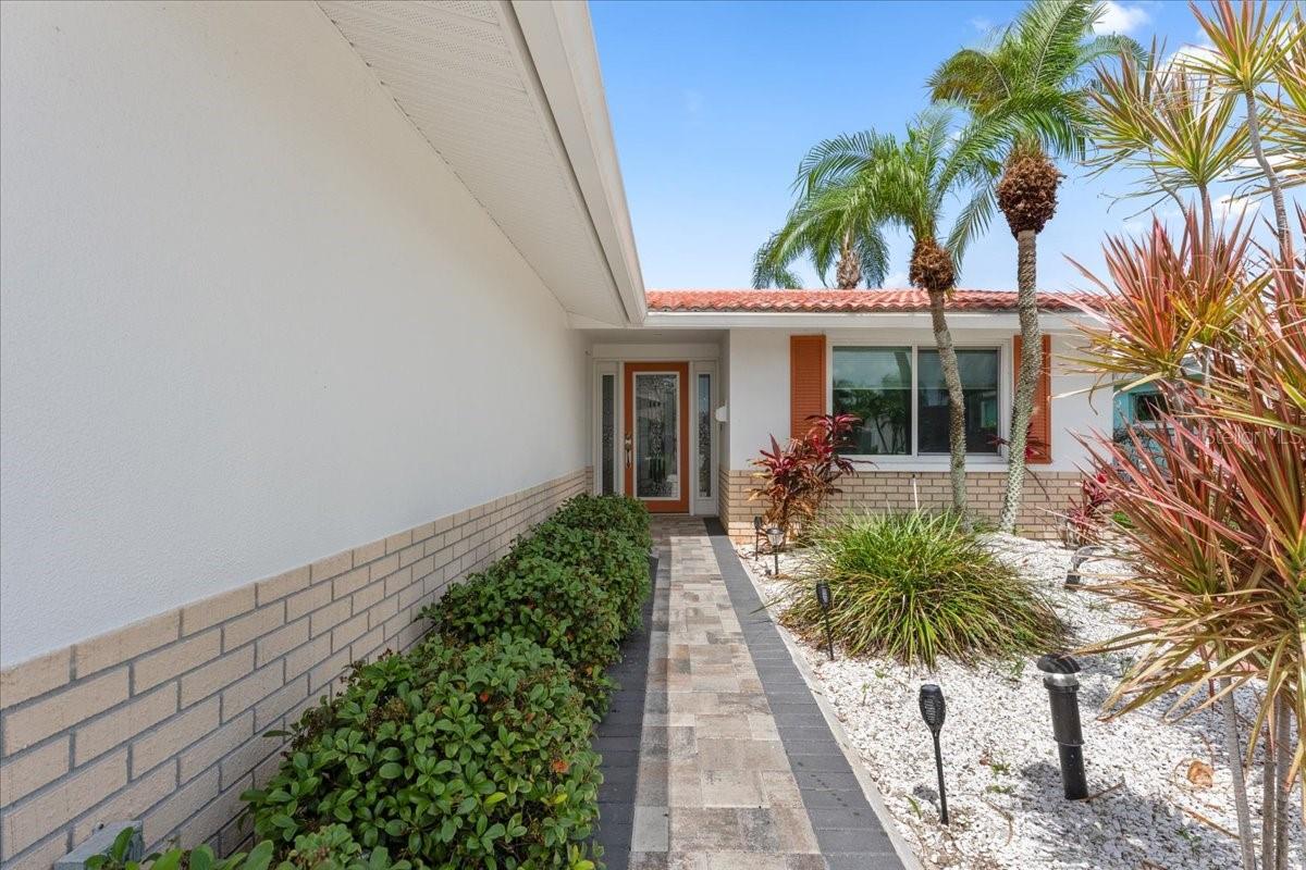 4951 POMPANO DR — photo 4