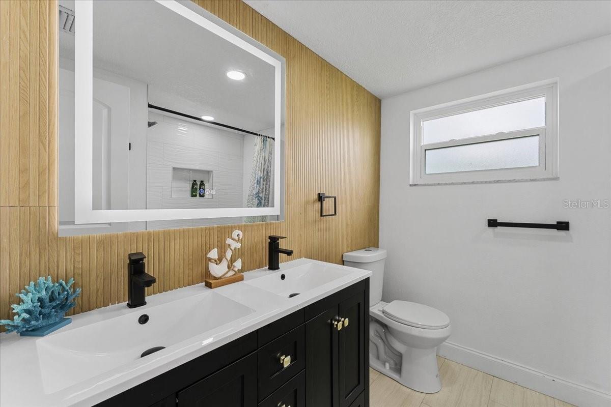 4951 POMPANO DR — photo 32