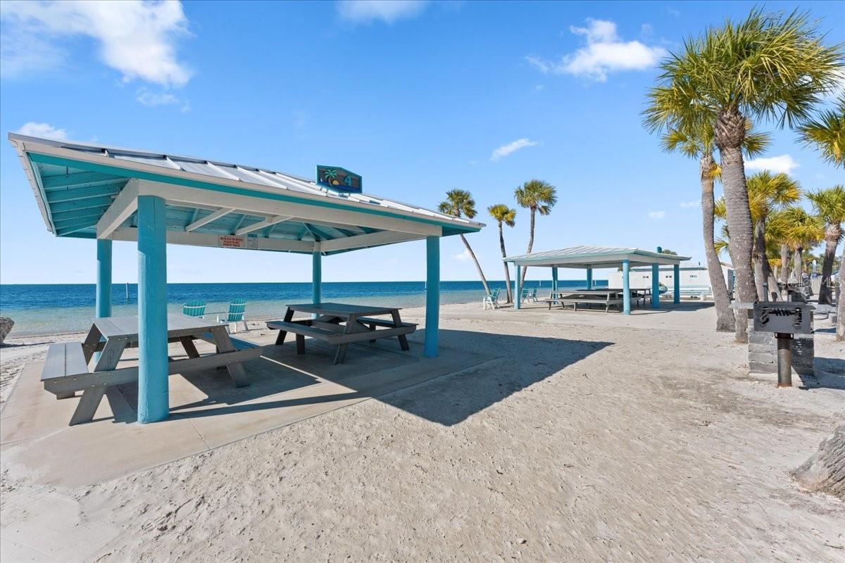 4951 POMPANO DR — photo 52