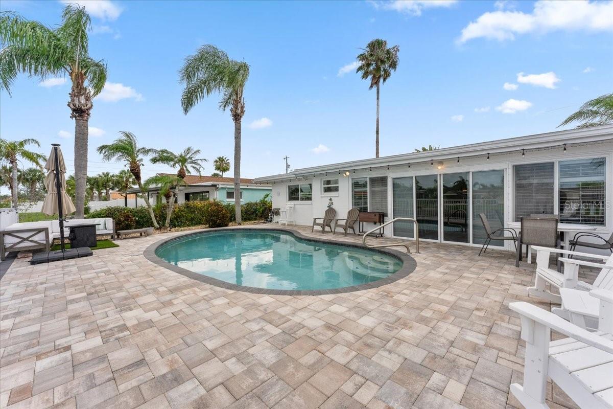 4951 POMPANO DR — photo 39