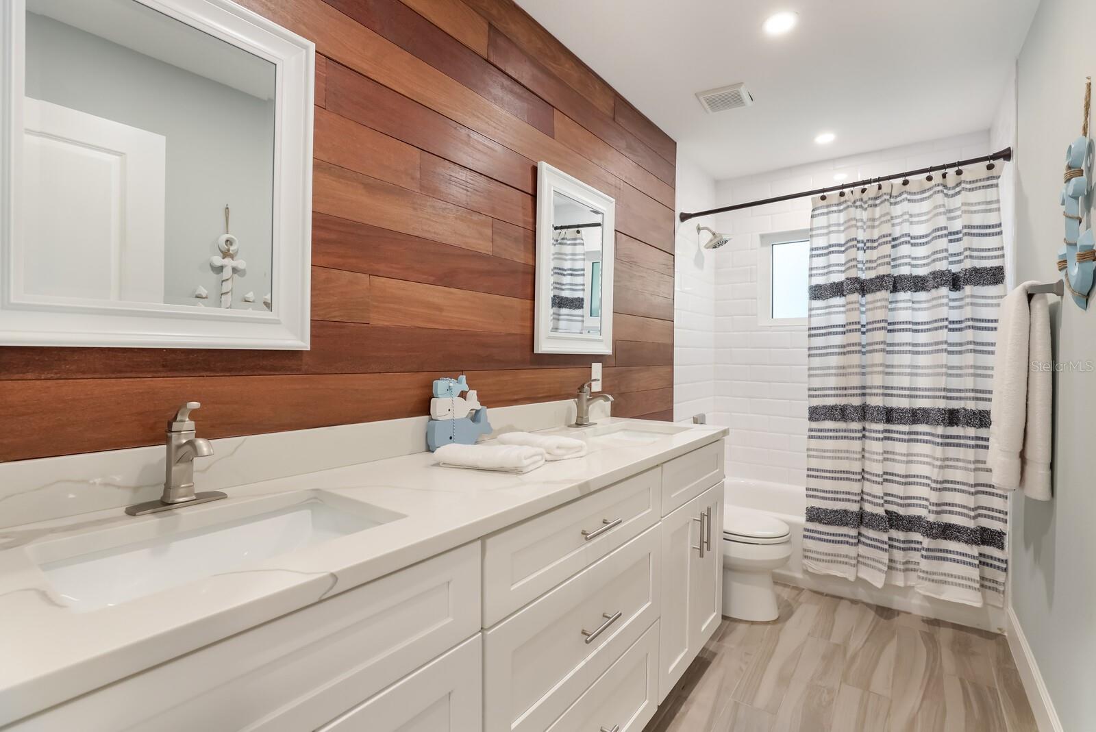 5720 ISANDA PL — photo 19