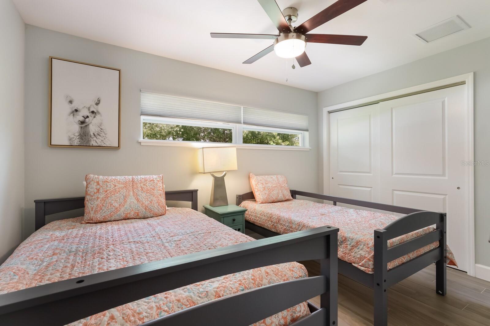 5720 ISANDA PL — photo 13