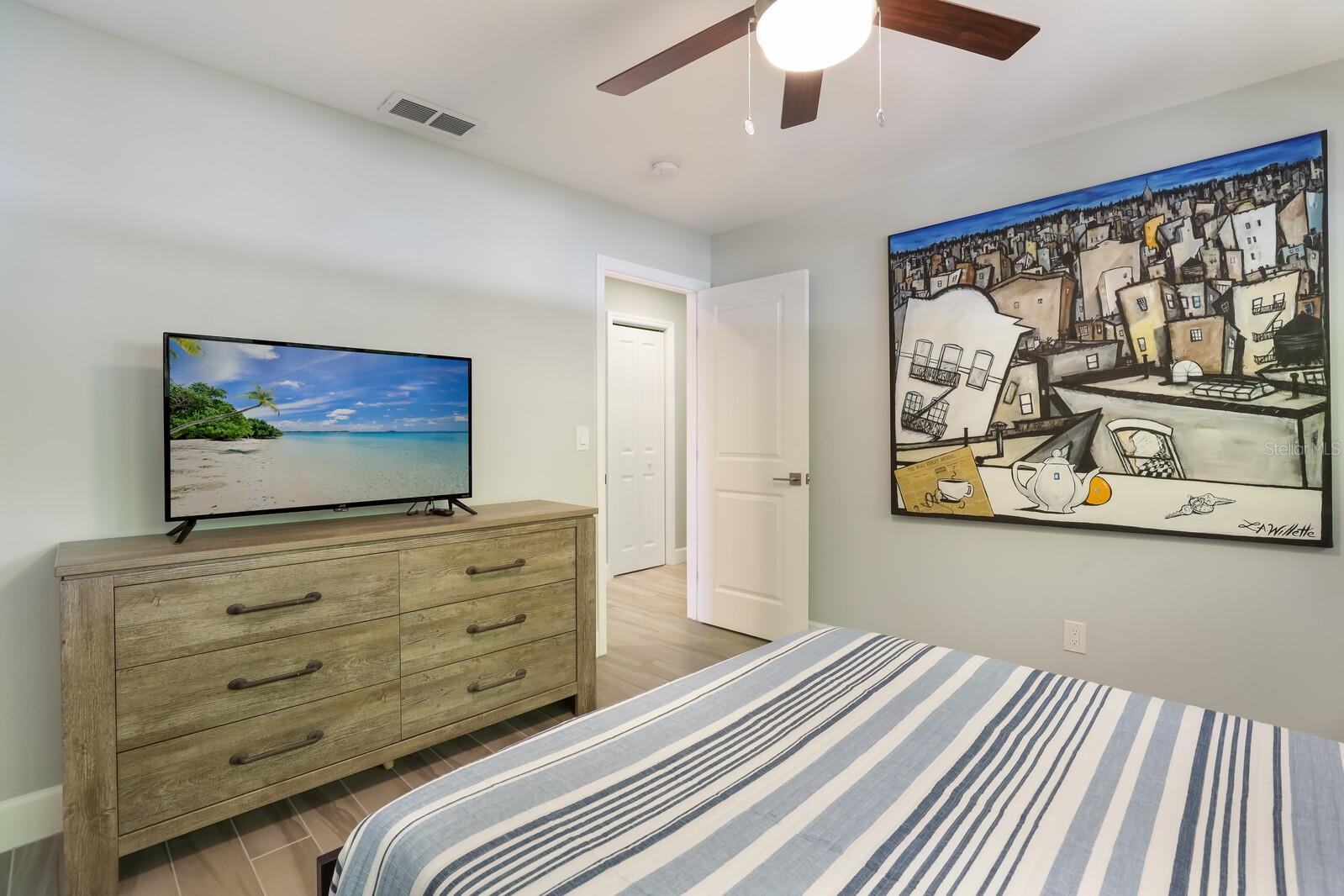5720 ISANDA PL — photo 18