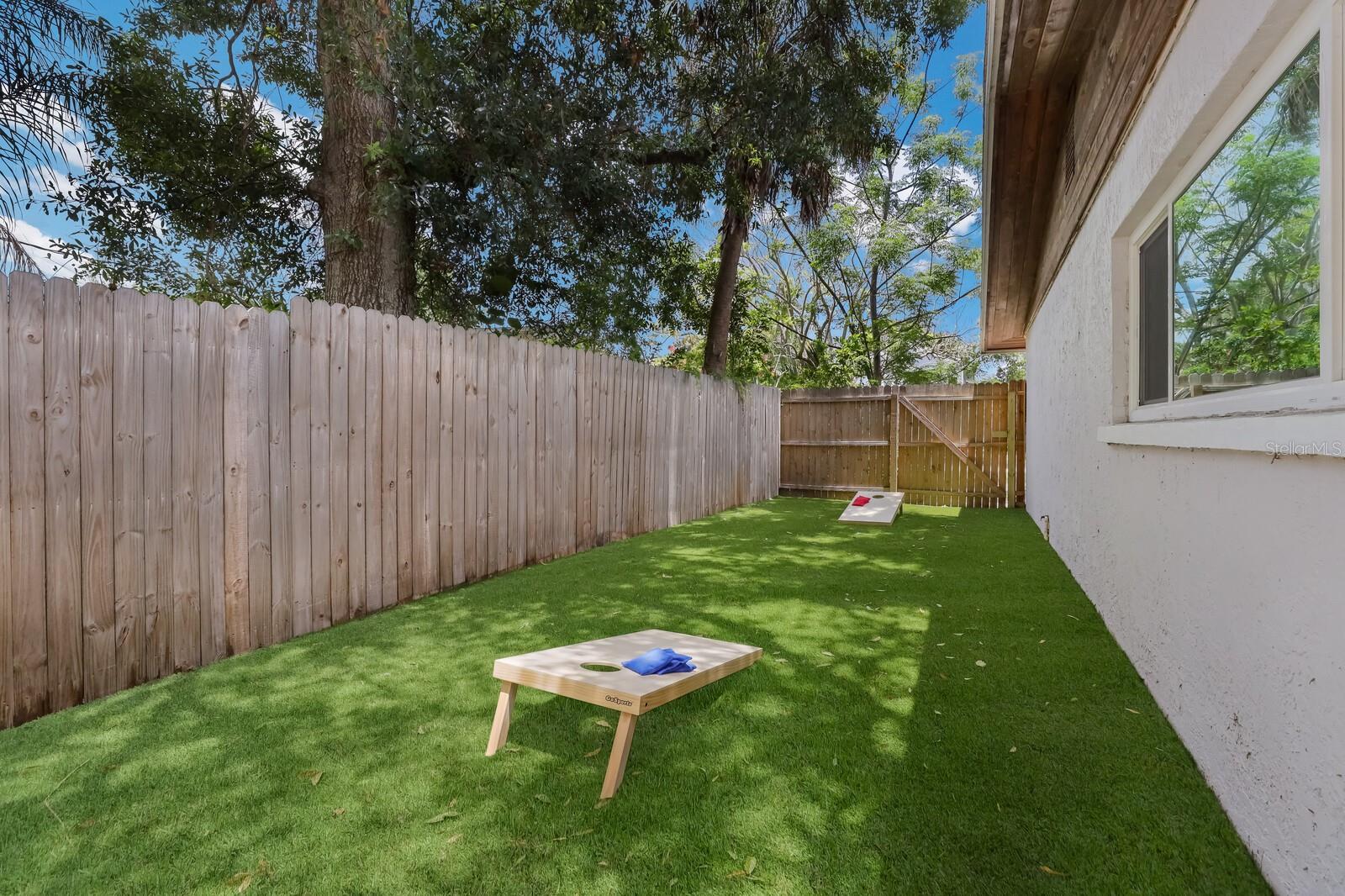 5720 ISANDA PL — photo 32