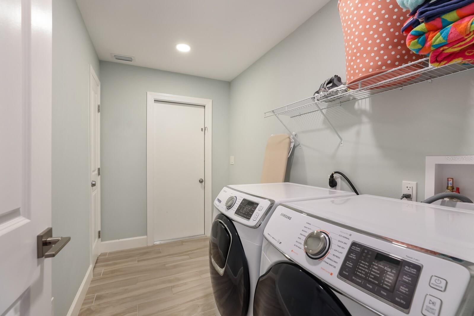 5720 ISANDA PL — photo 12