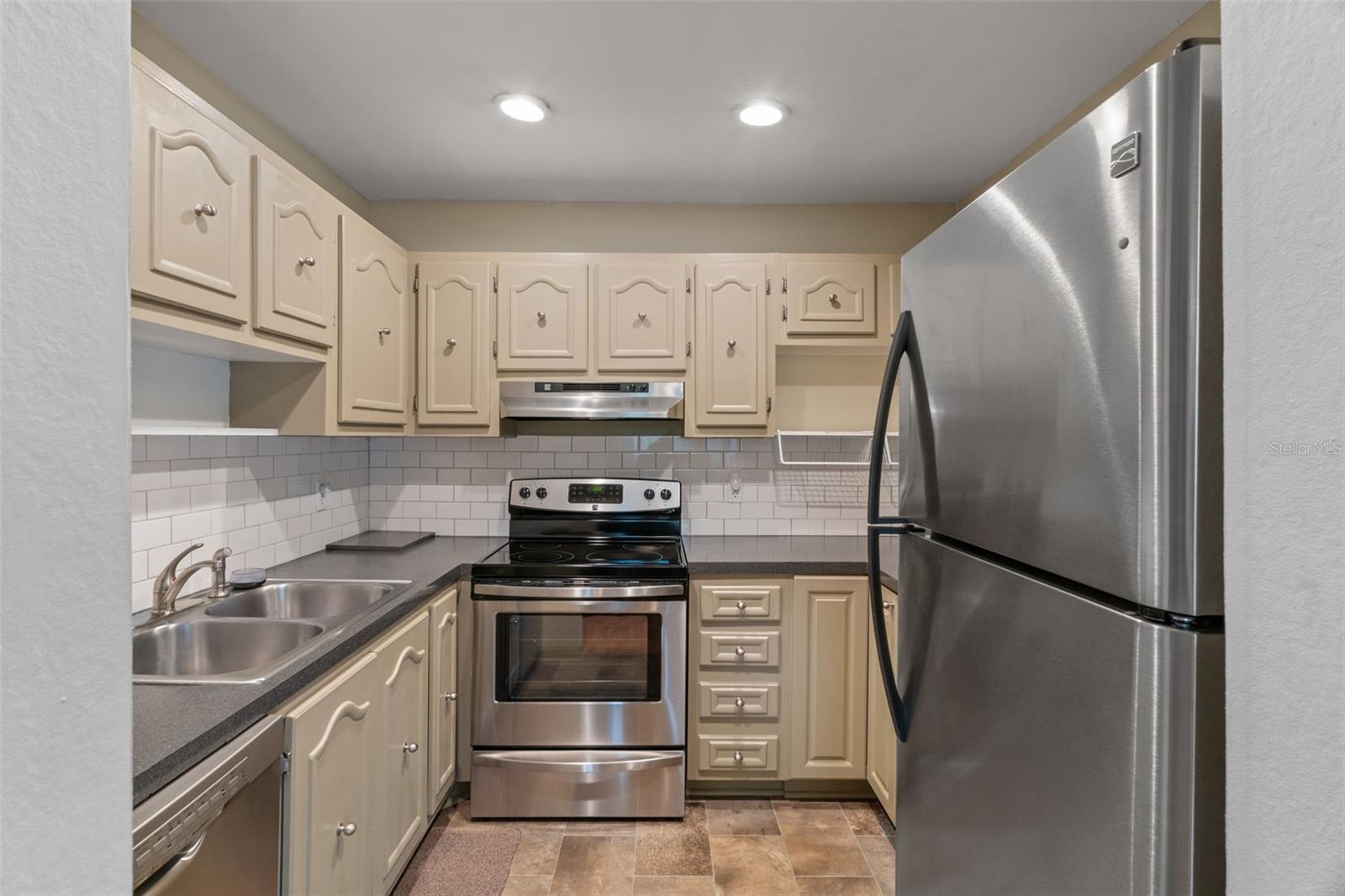 12102 BOYNTON LN #B — photo 21