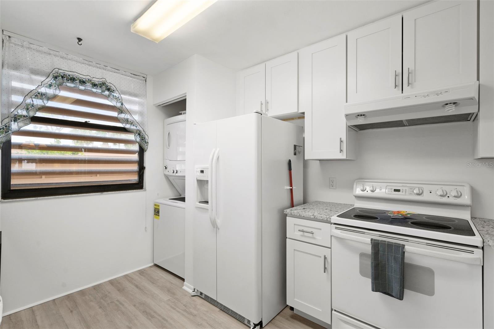 106 TIDEWATER DR — photo 10