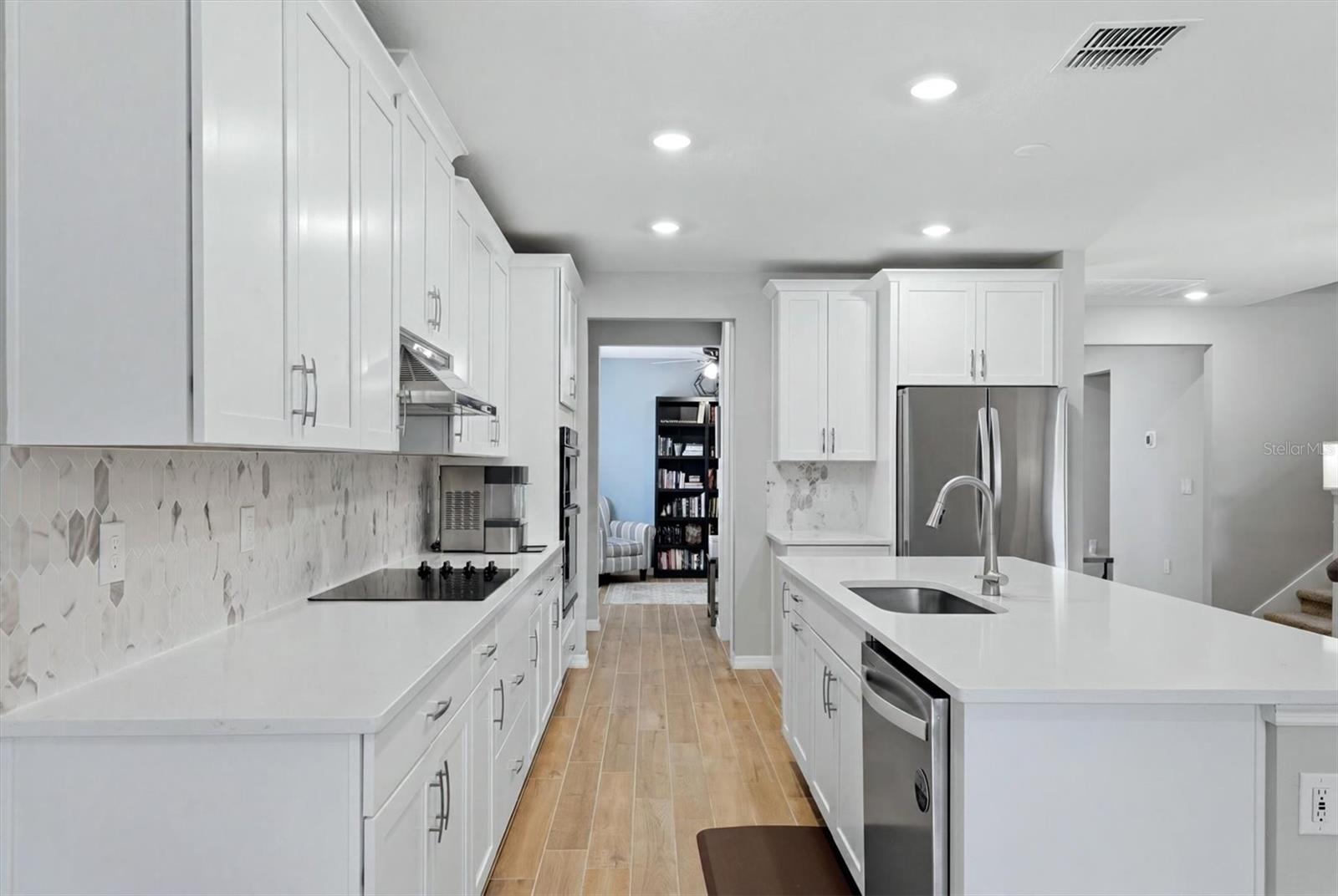 14026 GINNIE SPRINGS WAY — photo 13