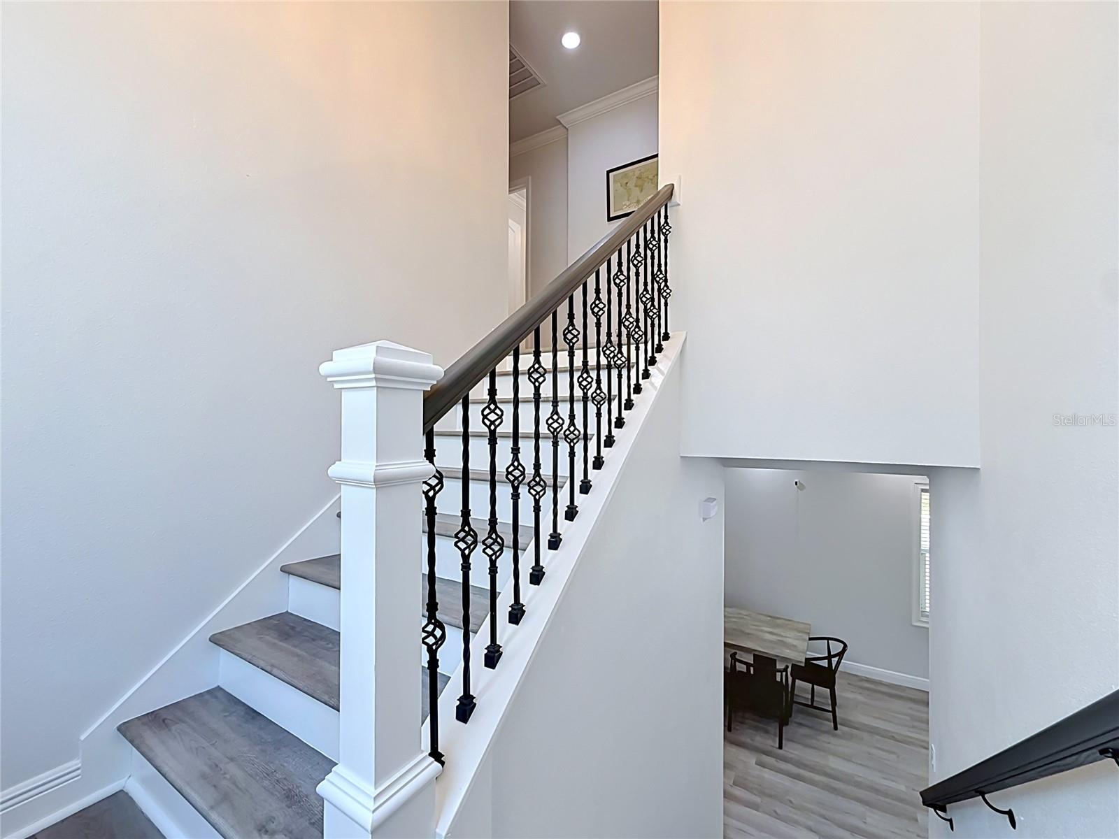 525 ELM ST — photo 24